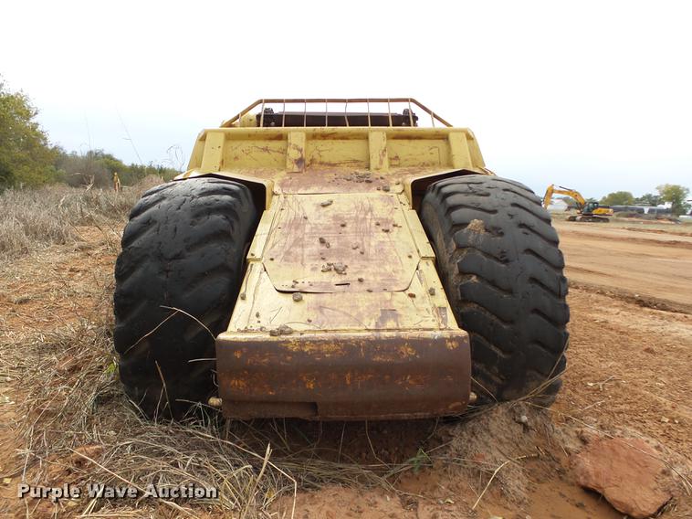 image for item DB4246 Caterpillar 633 elevating scraper
