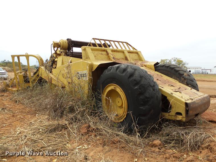 image for item DB4246 Caterpillar 633 elevating scraper