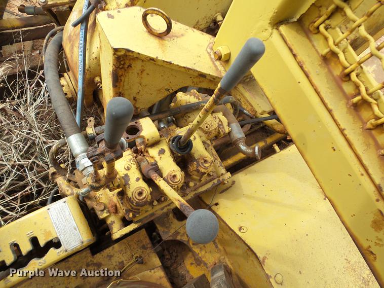image for item DB4246 Caterpillar 633 elevating scraper