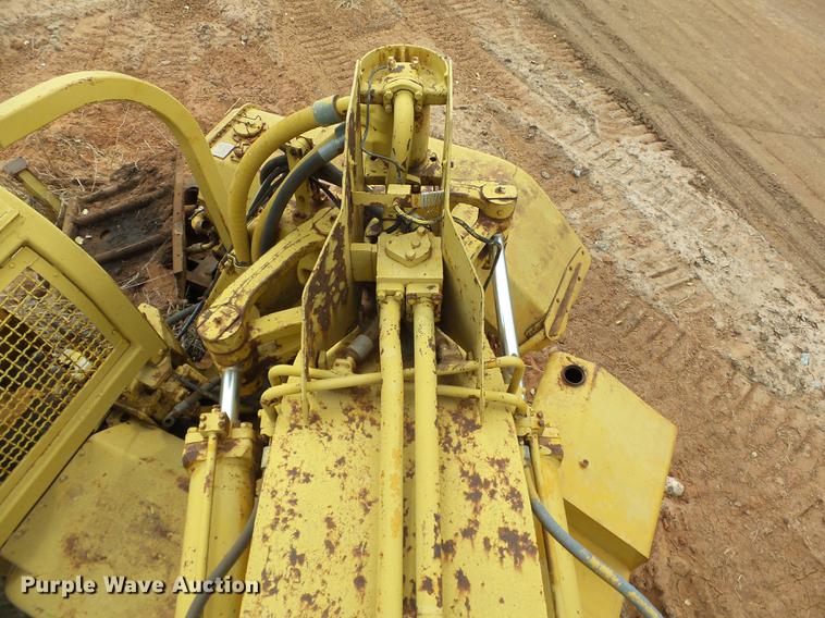 image for item DB4246 Caterpillar 633 elevating scraper