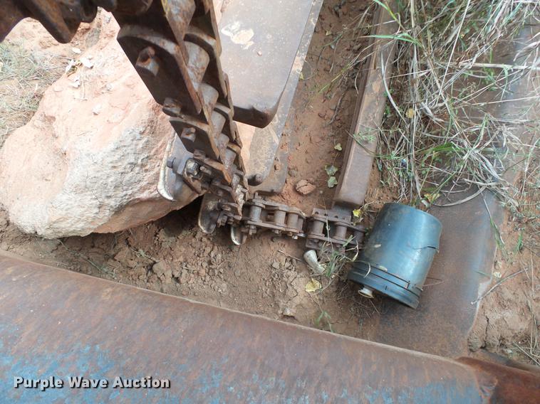 image for item DB4246 Caterpillar 633 elevating scraper