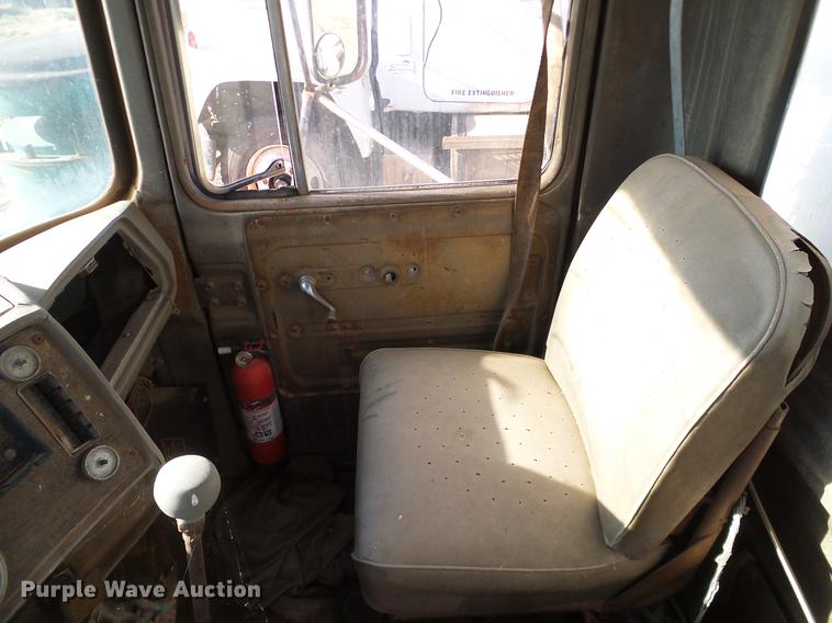 image for item DB4247 1980 Mack R685ST tank truck