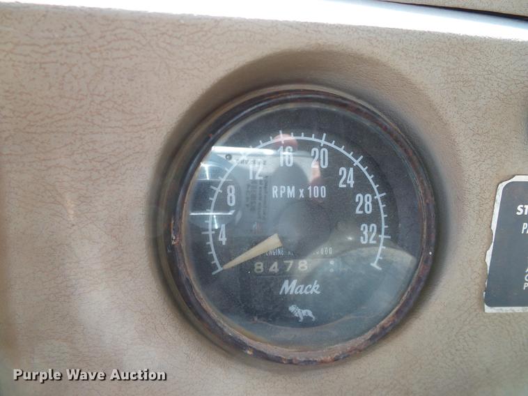 image for item DB4247 1980 Mack R685ST tank truck