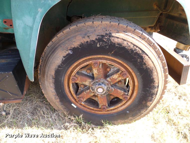 image for item DB4247 1980 Mack R685ST tank truck