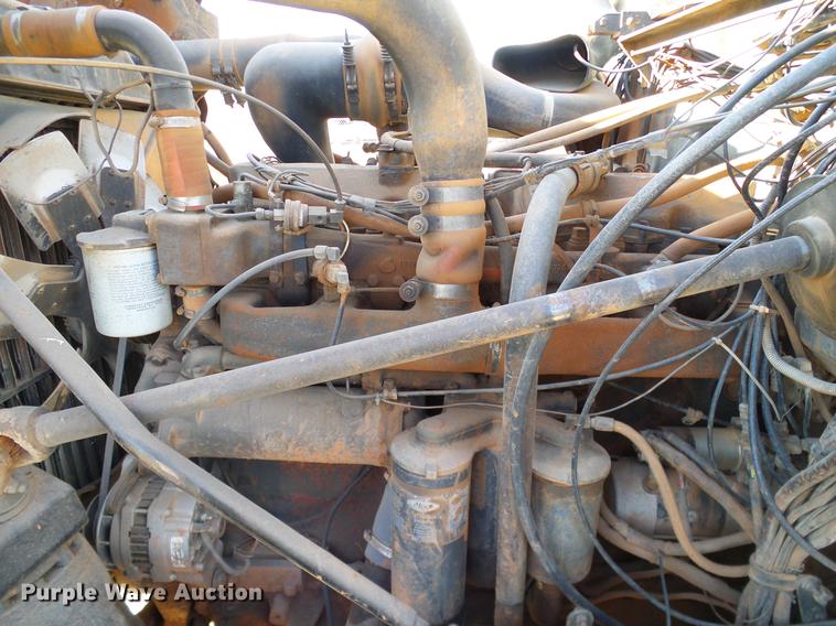 image for item DB4248 1989 Mack R688ST truck chassis