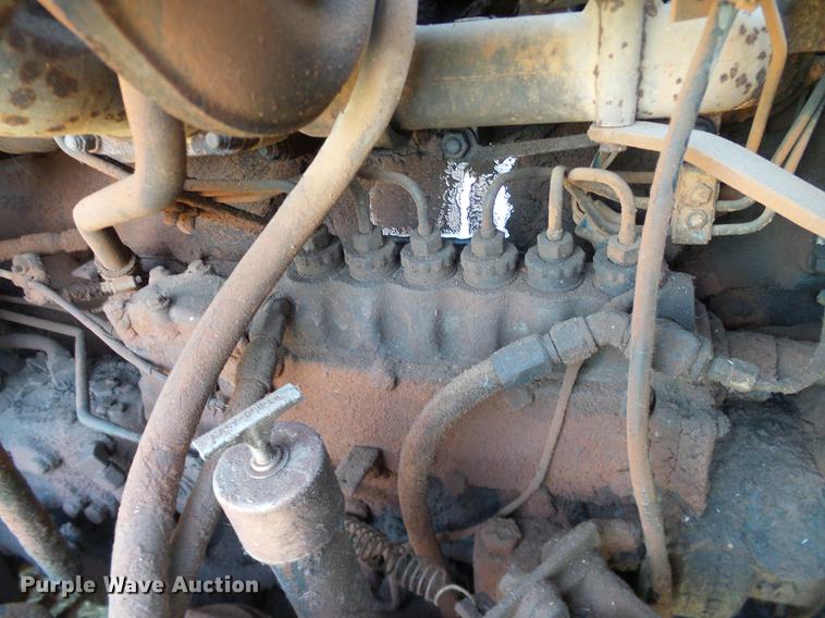 image for item DB4248 1989 Mack R688ST truck chassis