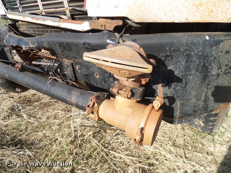 image for item DB4248 1989 Mack R688ST truck chassis