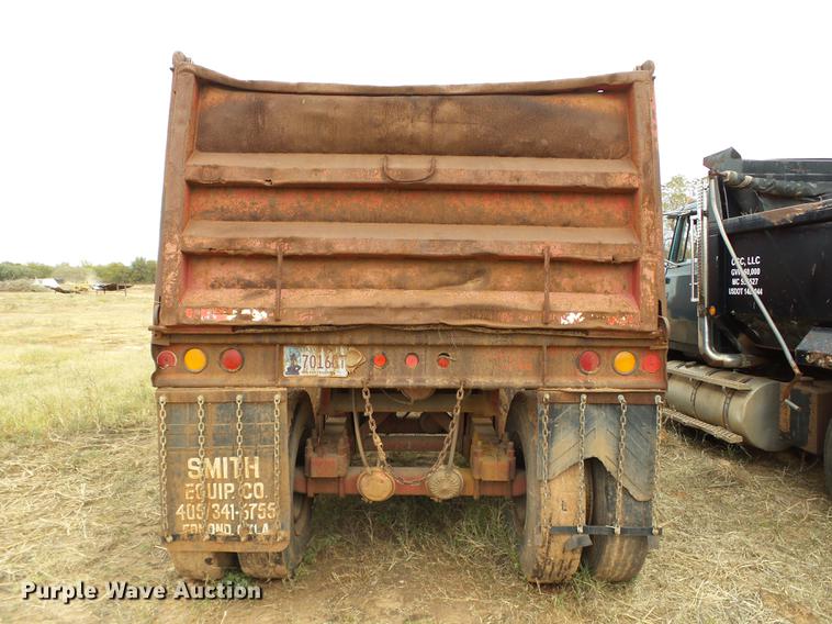 image for item DB4249 1975 Fruehauf DD4-M2-27 end dump trailer