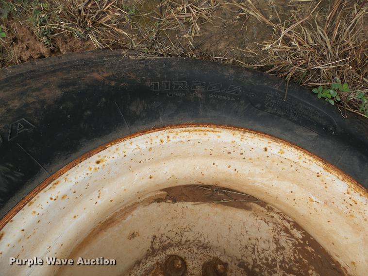 image for item DB4249 1975 Fruehauf DD4-M2-27 end dump trailer