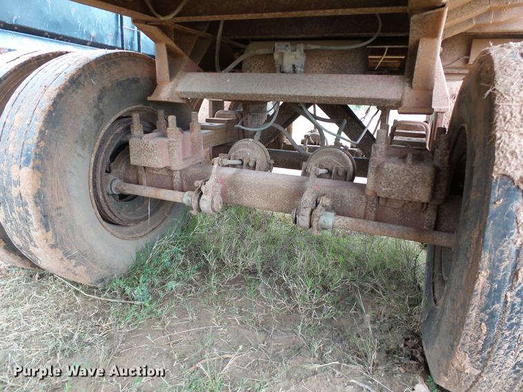 image for item DB4249 1975 Fruehauf DD4-M2-27 end dump trailer