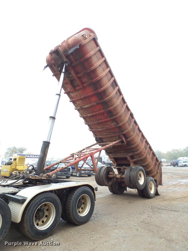 image for item DB4249 1975 Fruehauf DD4-M2-27 end dump trailer