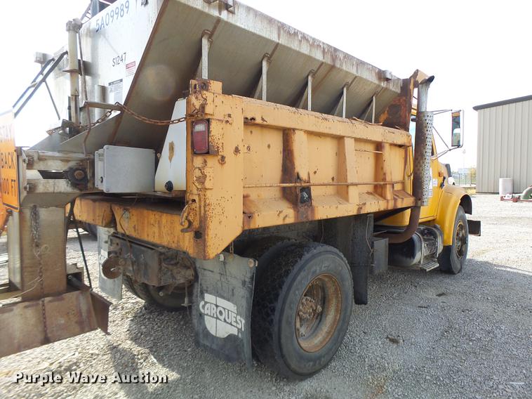 image for item DB5900 1993 International 4900 dump truck