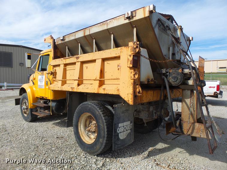 image for item DB5900 1993 International 4900 dump truck