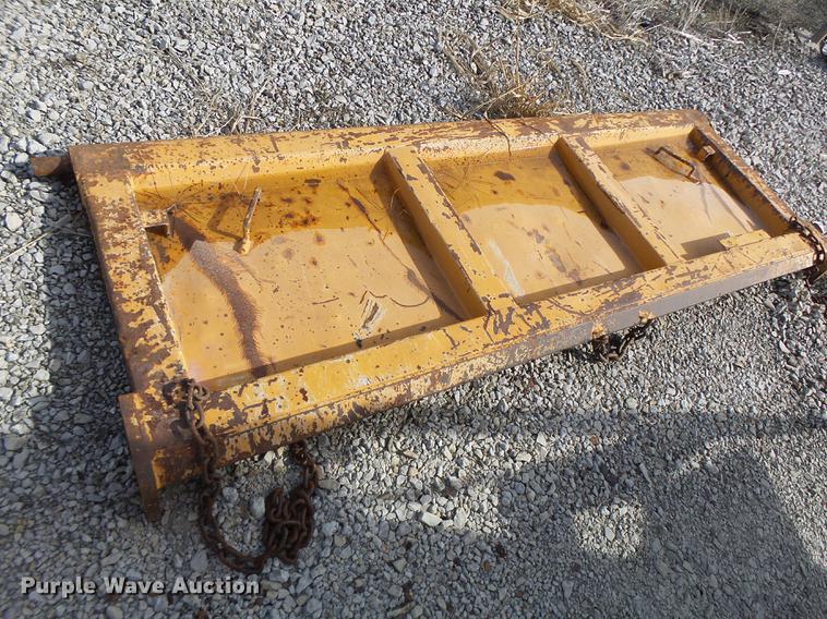 image for item DB5900 1993 International 4900 dump truck