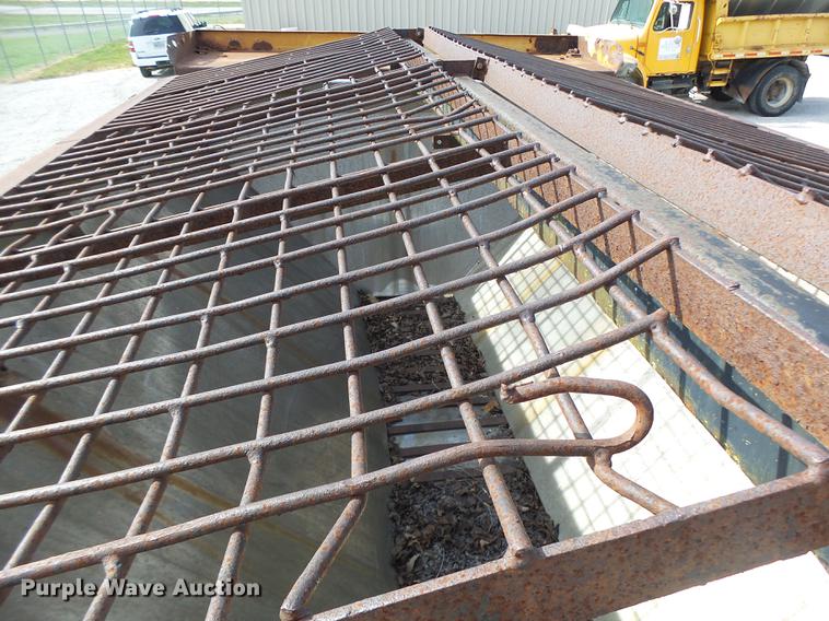 image for item DB5900 1993 International 4900 dump truck