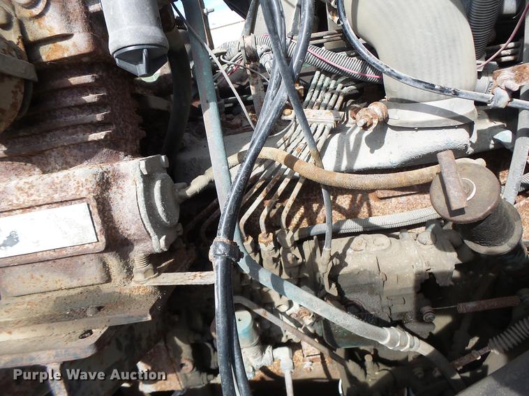 image for item DB5900 1993 International 4900 dump truck