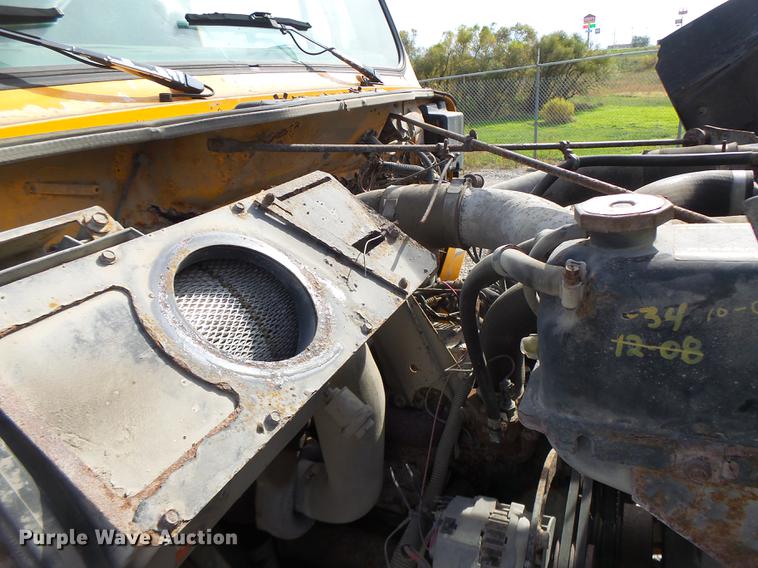 image for item DB5900 1993 International 4900 dump truck