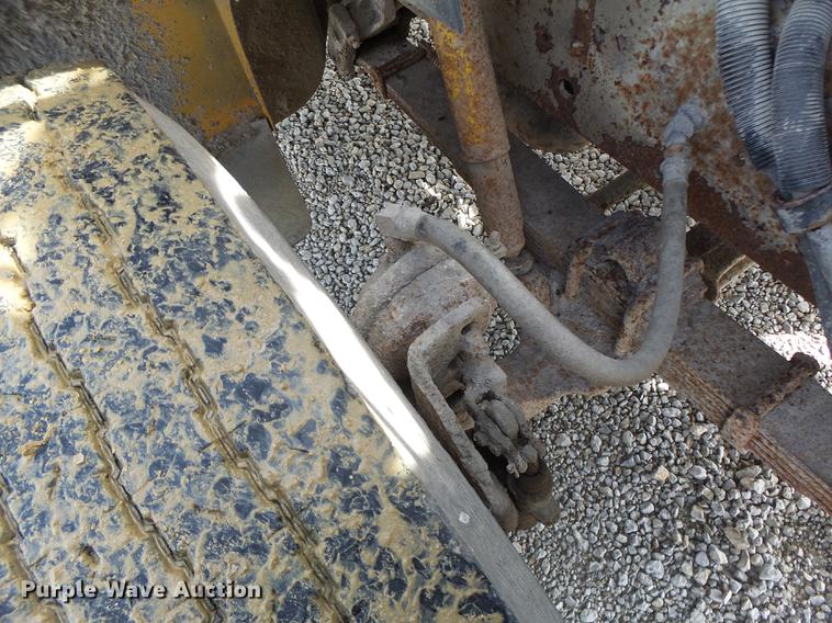 image for item DB5900 1993 International 4900 dump truck