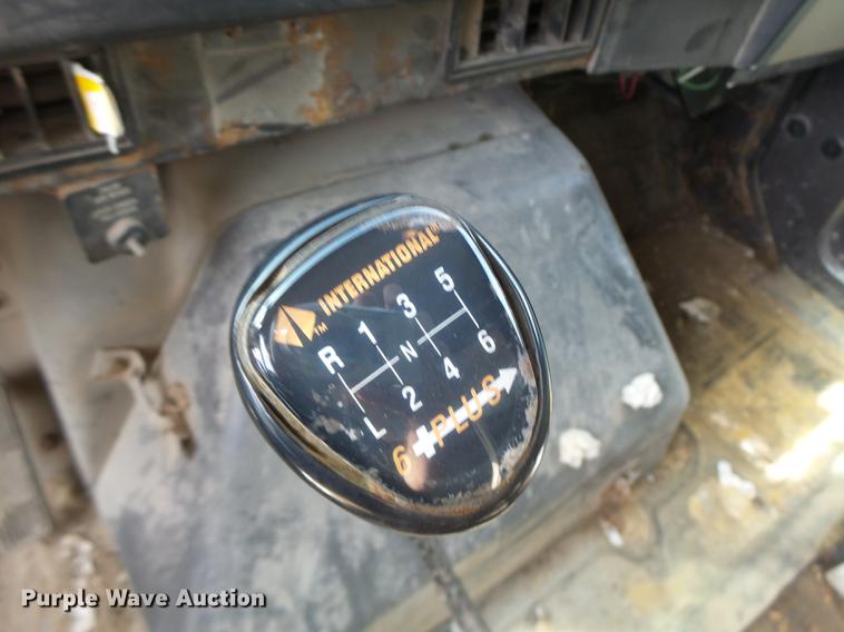 image for item DB5900 1993 International 4900 dump truck