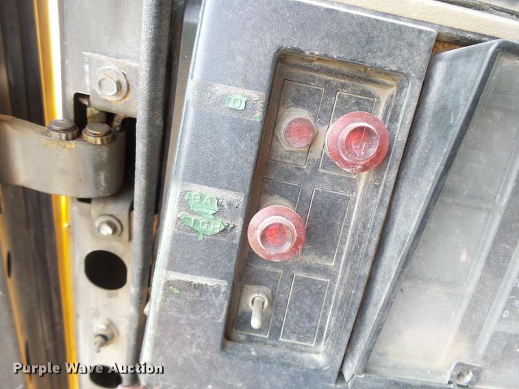 image for item DB5900 1993 International 4900 dump truck