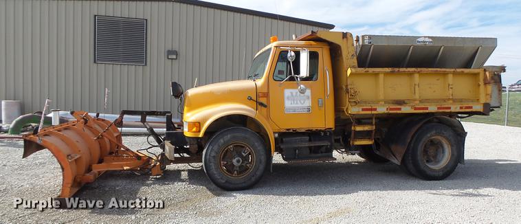 image for item DB5902 1992 International 4900 dump truck