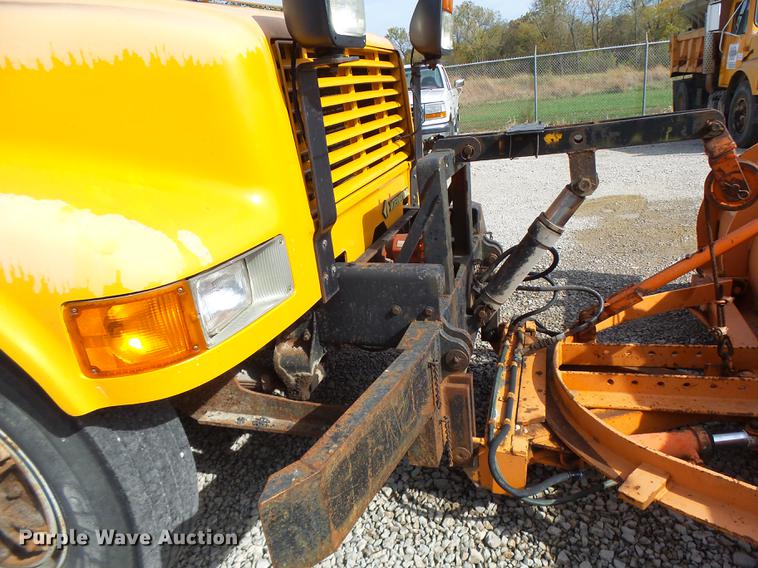 image for item DB5902 1992 International 4900 dump truck