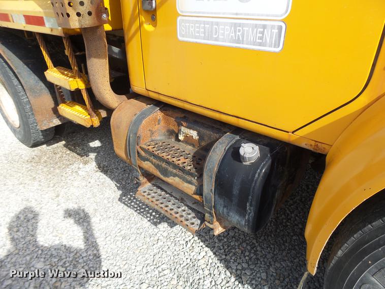 image for item DB5902 1992 International 4900 dump truck