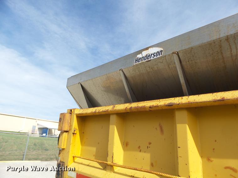 image for item DB5902 1992 International 4900 dump truck