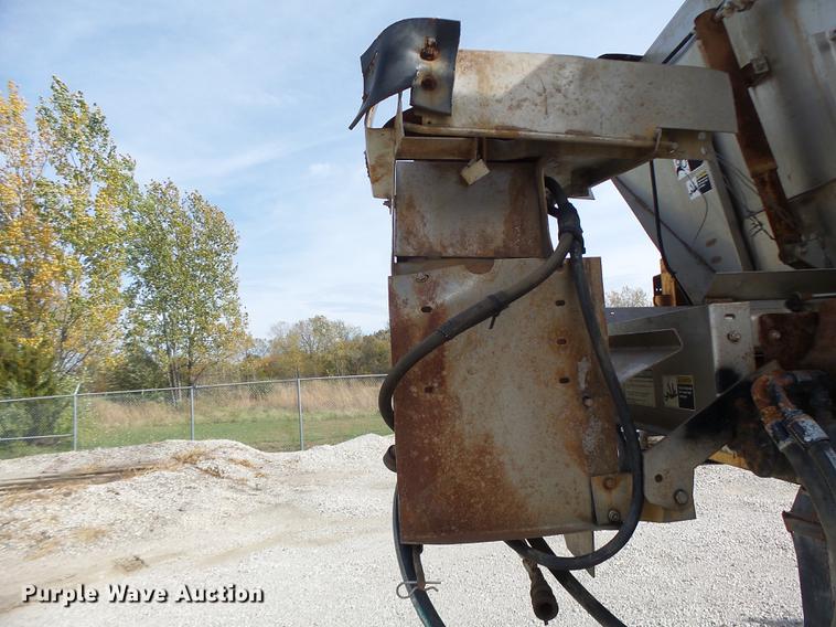 image for item DB5902 1992 International 4900 dump truck