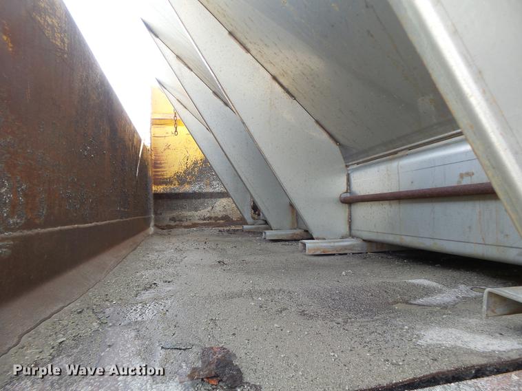 image for item DB5902 1992 International 4900 dump truck