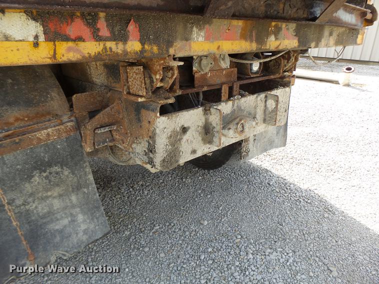 image for item DB5902 1992 International 4900 dump truck