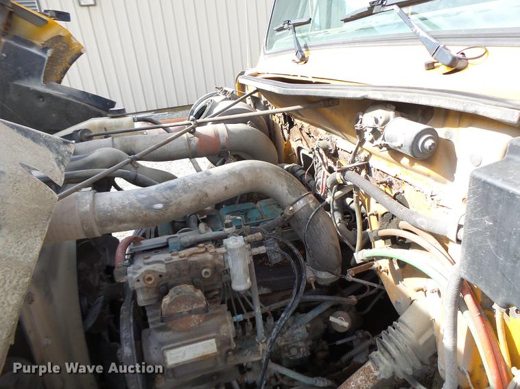 image for item DB5902 1992 International 4900 dump truck