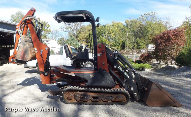 image for item DB6366 2007 Ditch Witch XT1600 tool carrier