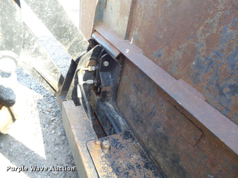 image for item DB6366 2007 Ditch Witch XT1600 tool carrier