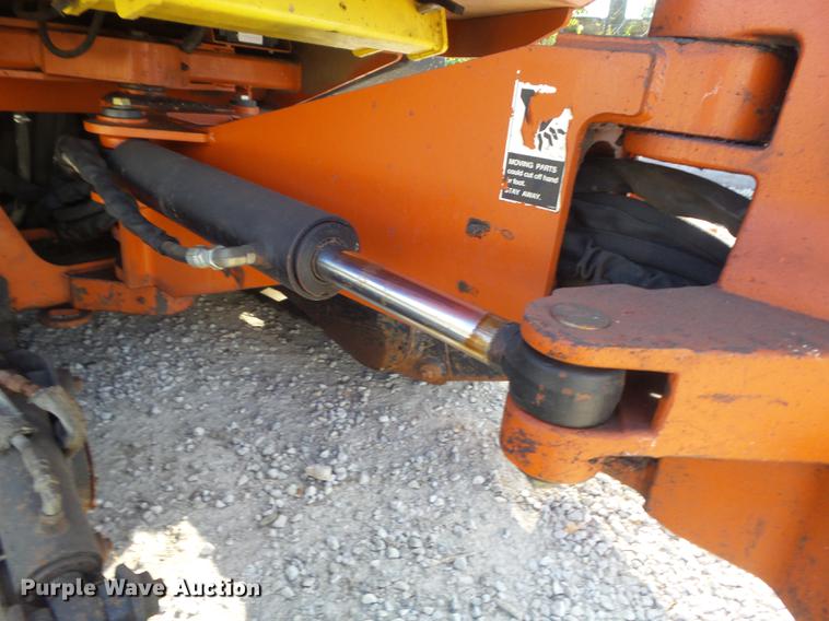 image for item DB6366 2007 Ditch Witch XT1600 tool carrier