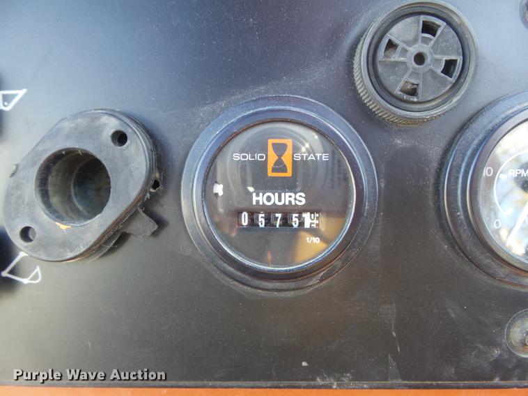 image for item DB6366 2007 Ditch Witch XT1600 tool carrier