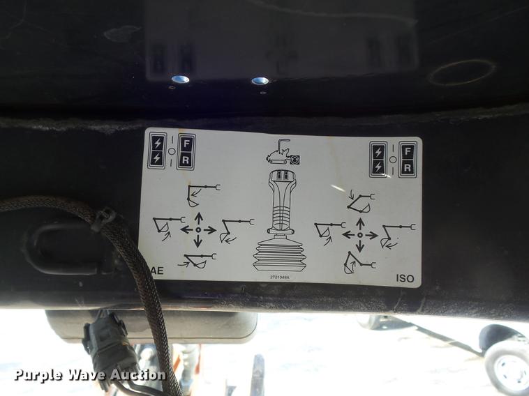 image for item DB6366 2007 Ditch Witch XT1600 tool carrier