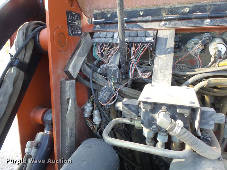 image for item DB6366 2007 Ditch Witch XT1600 tool carrier