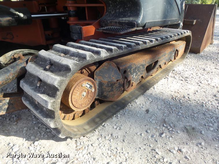 image for item DB6366 2007 Ditch Witch XT1600 tool carrier