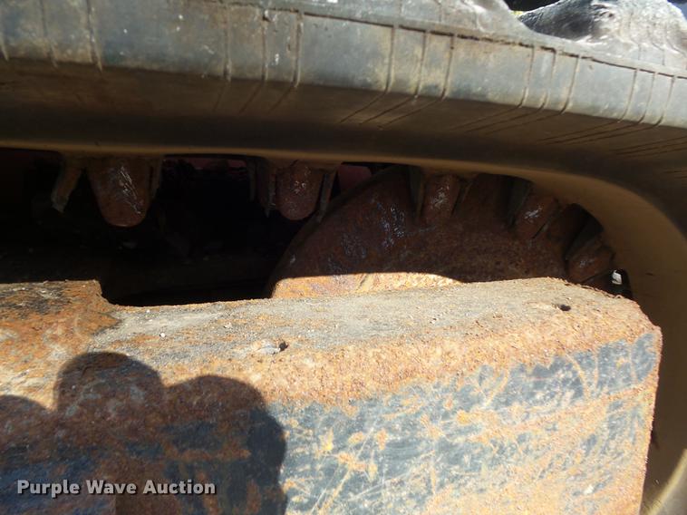 image for item DB6366 2007 Ditch Witch XT1600 tool carrier