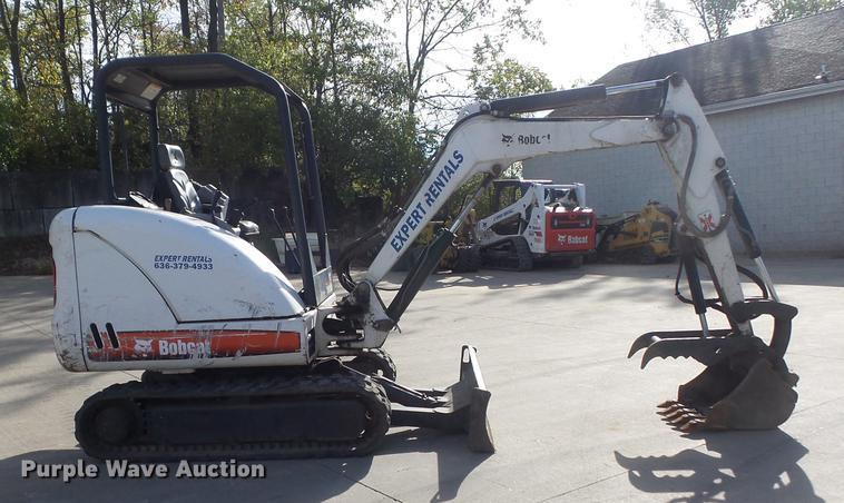 image for item DB6368 2006 Bobcat 328 compact excavator