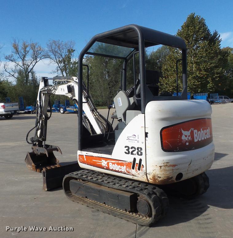 image for item DB6368 2006 Bobcat 328 compact excavator