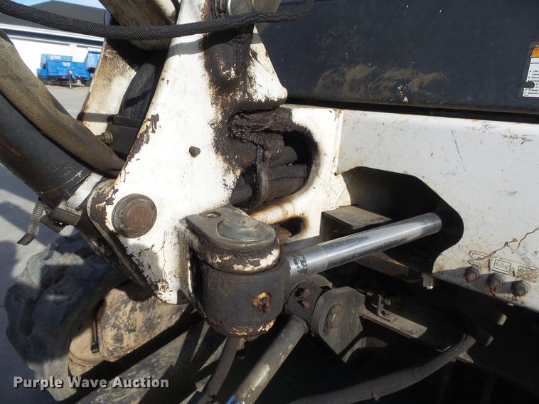 image for item DB6368 2006 Bobcat 328 compact excavator