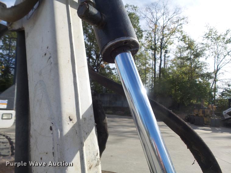 image for item DB6368 2006 Bobcat 328 compact excavator