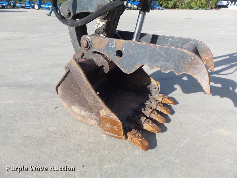 image for item DB6368 2006 Bobcat 328 compact excavator
