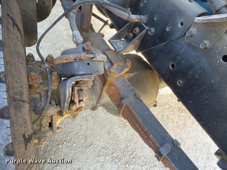 image for item DB8046 2002 International 4800 bucket truck