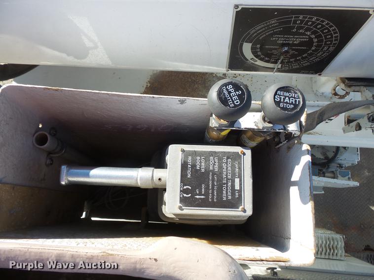 image for item DB8046 2002 International 4800 bucket truck