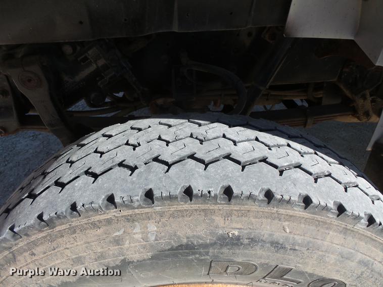 image for item DB8046 2002 International 4800 bucket truck