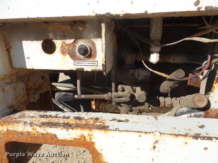 image for item DB8046 2002 International 4800 bucket truck