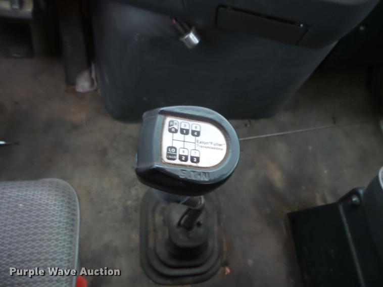 image for item DB8047 1995 Ford L9000 crane truck